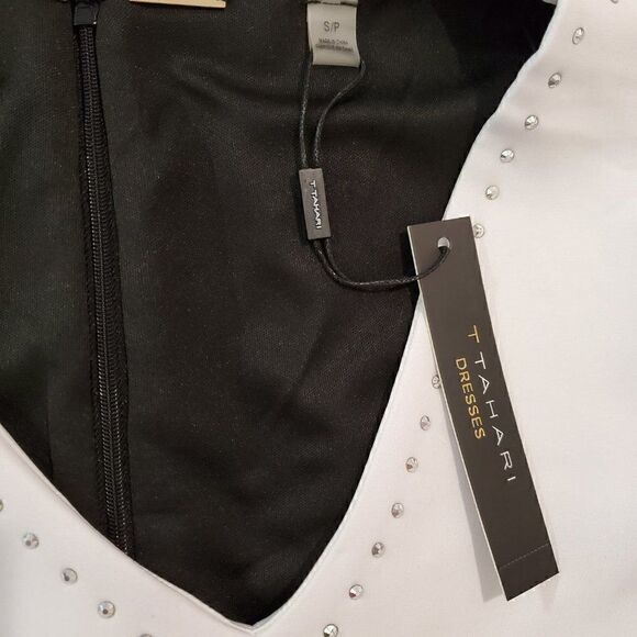 T TAHARI Sleeveless Studded Color Block Black White Knit Dress SIZE 4 NWT - Picture 11 of 13